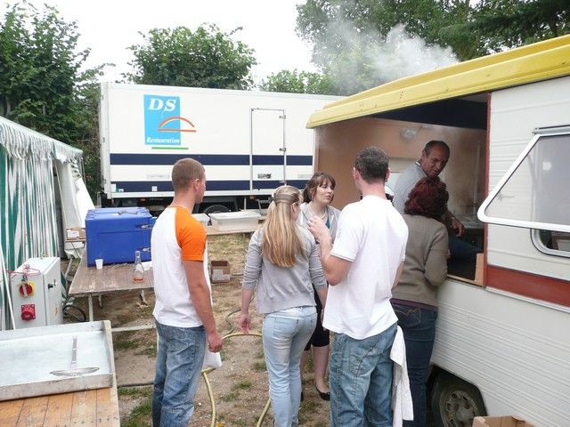 vide grenier 2012 (30).jpg